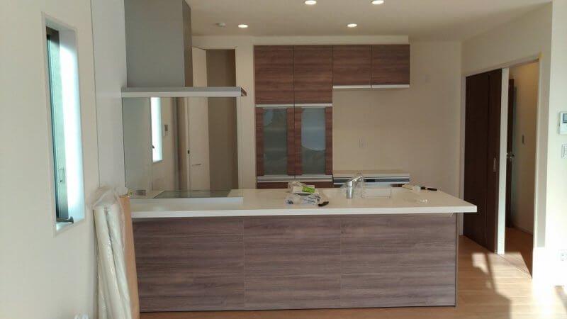 引き渡し前最終チェックのキッチン